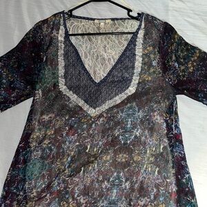 BKE Multicolor Lace V-Neck Blouse